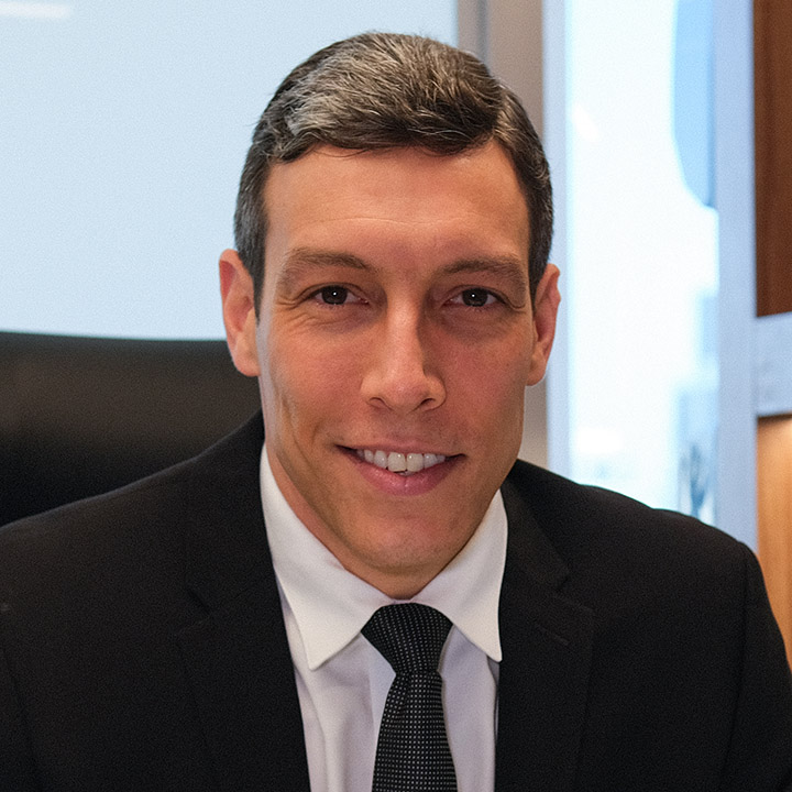 Dr. Luiz Marchese — Coordenador da Pós-Graduação em Medicina do Esporte